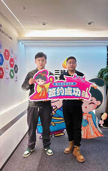 恭喜陳小蠻蒜香炸雞成功簽約甘肅張掖店